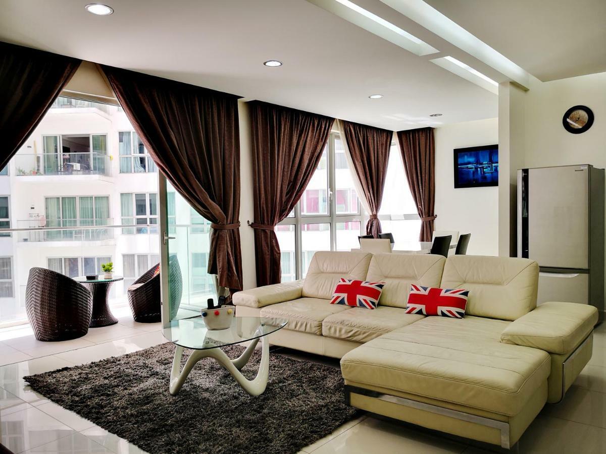 Klcc Inifinity Pool - The Regalia Residences & Suites By Kl Minsu Kuala Lumpur Dış mekan fotoğraf