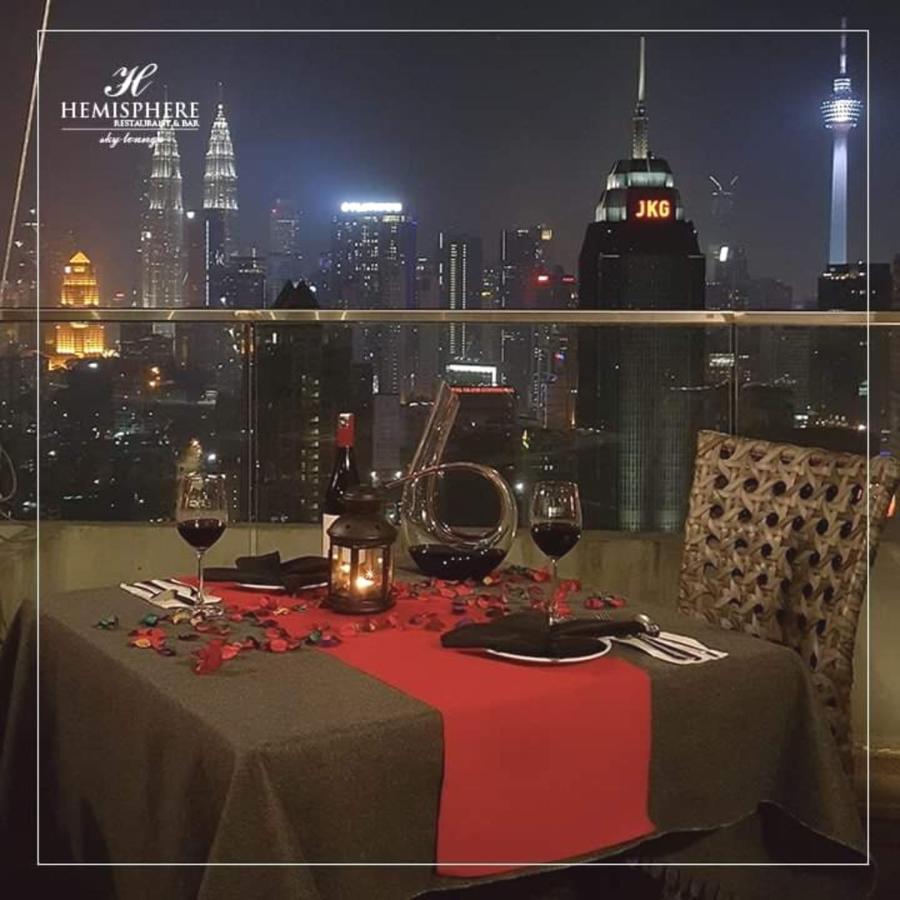 Klcc Inifinity Pool - The Regalia Residences & Suites By Kl Minsu Kuala Lumpur Dış mekan fotoğraf